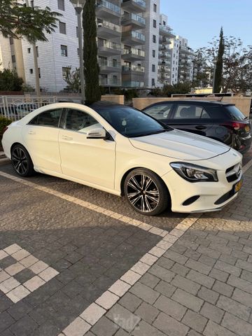 מרצדס-בנץ CLA