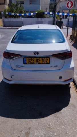 טויוטה קורולה