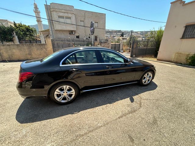 מרצדס-בנץ C-class