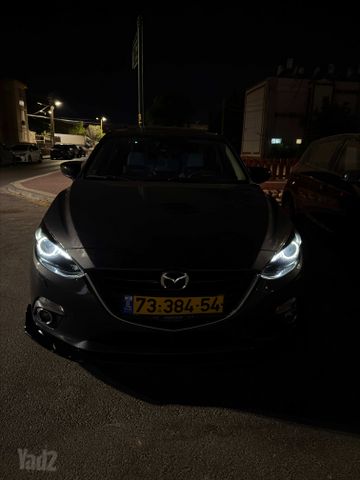 מודעת רכב מאזדה 3
