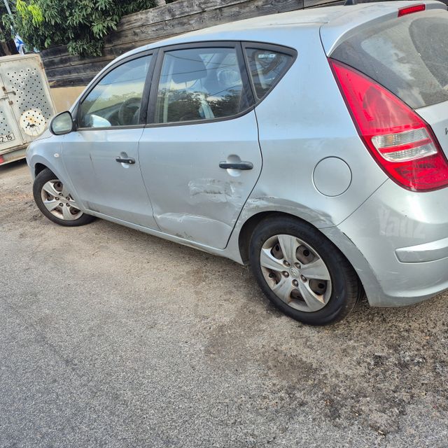 יונדאי i30