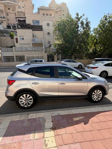 סיאט ארונה