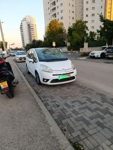סיטרואן C4 פיקאסו