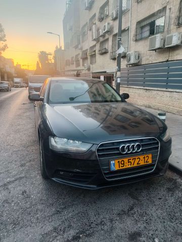 אאודי A4