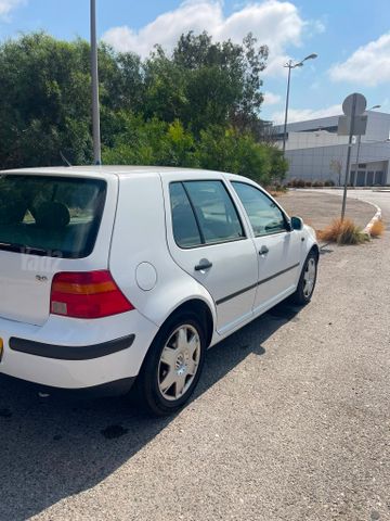 פולקסווגן גולף