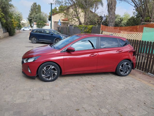 יונדאי i20