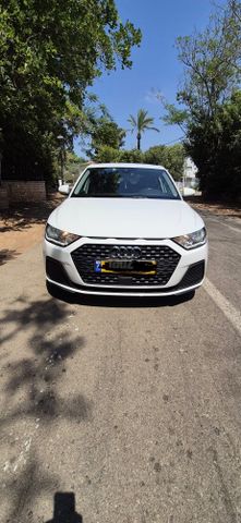 אאודי A1