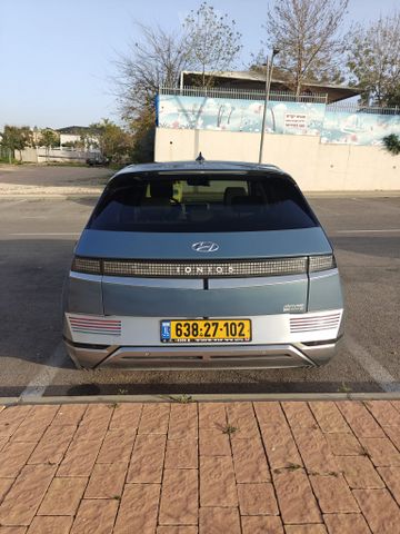 יונדאי איוניק 5