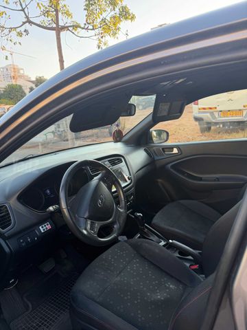 מודעת רכב יונדאי i20