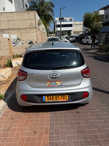 יונדאי i10