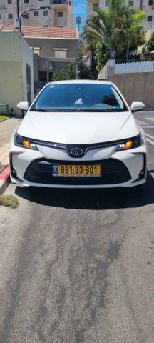 טויוטה קורולה