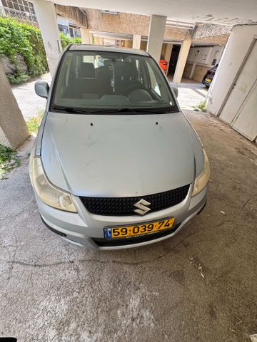 סוזוקי SX4