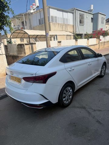 יונדאי אקסנט i25