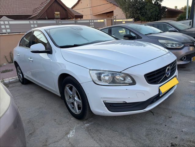 וולוו S60