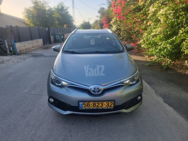 טויוטה אוריס