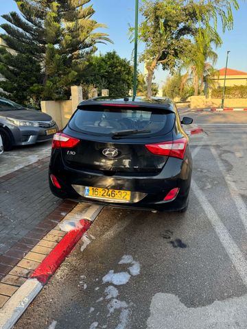 יונדאי i30