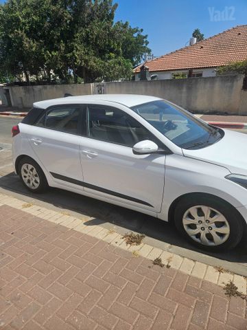 יונדאי i20