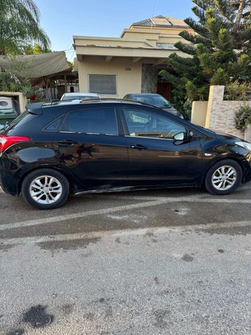 יונדאי i30