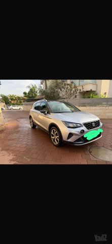 מודעת רכב סיאט ארונה