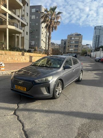 יונדאי איוניק