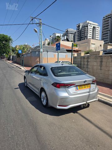 מודעת רכב טויוטה קורולה
