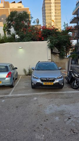 מודעת רכב סובארו XV