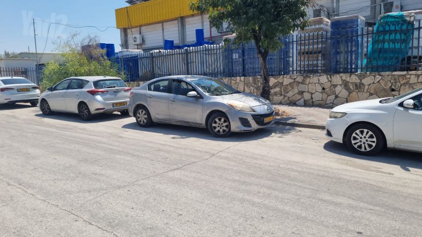 מודעת רכב מאזדה 3