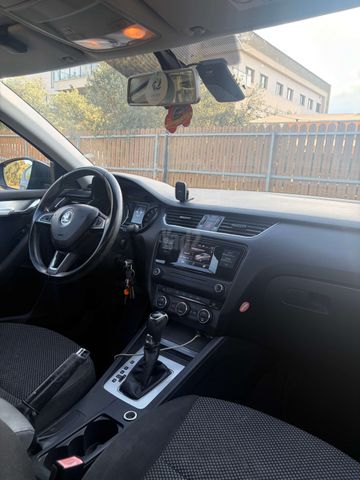 סקודה אוקטביה