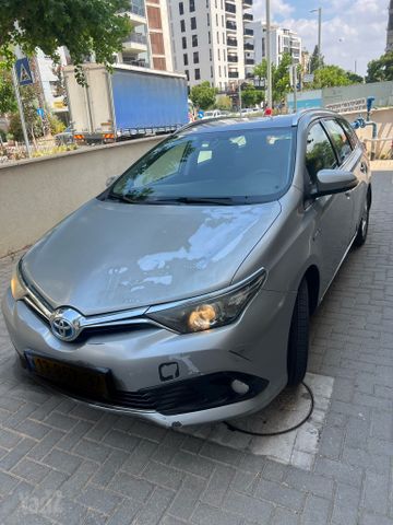 טויוטה אוריס