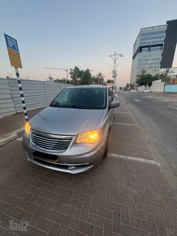 קרייזלר גראנד וויאג'ר