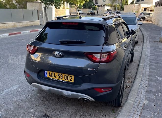 מודעת רכב קיה סטוניק
