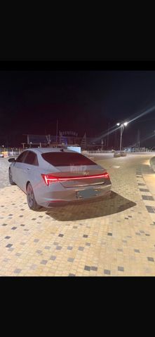 יונדאי אלנטרה