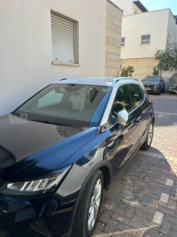 מודעת רכב סיאט ארונה