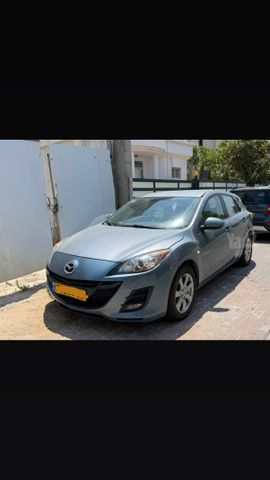 מודעת רכב מאזדה 3