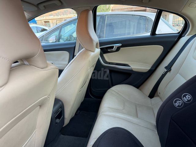 וולוו S60