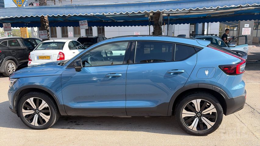 וולוו C40