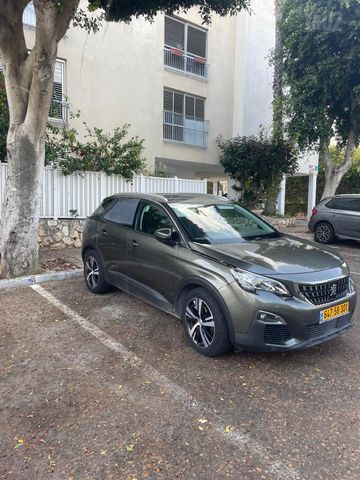 פיג'ו 3008