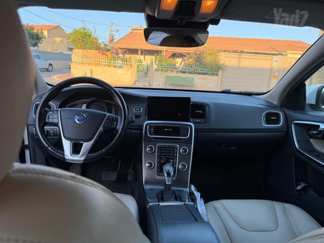 וולוו S60