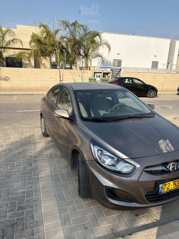 מודעת רכב יונדאי אקסנט i25