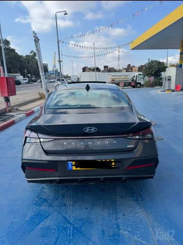 יונדאי אלנטרה