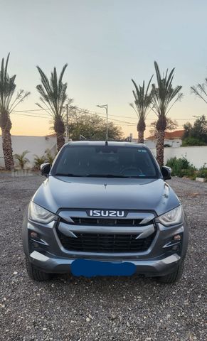 מודעת רכב איסוזו די-מקס