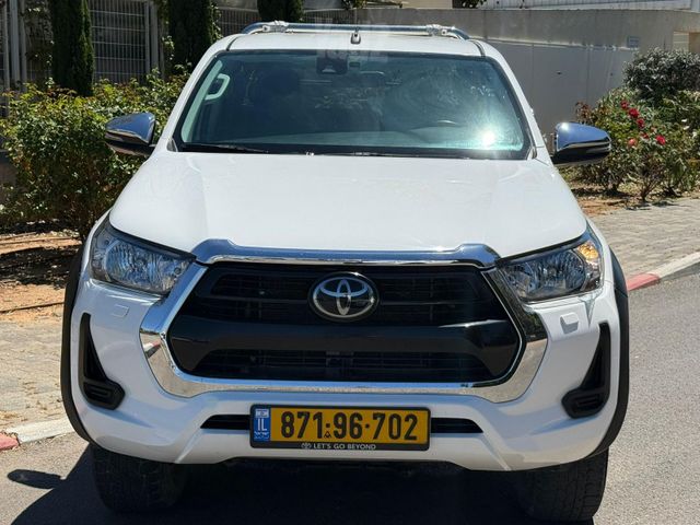 טויוטה היילקס