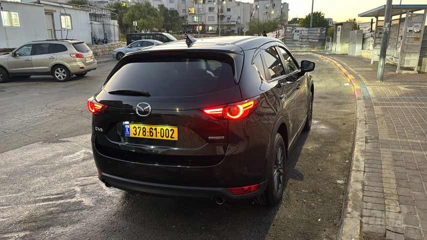 מודעת רכב מאזדה CX-5