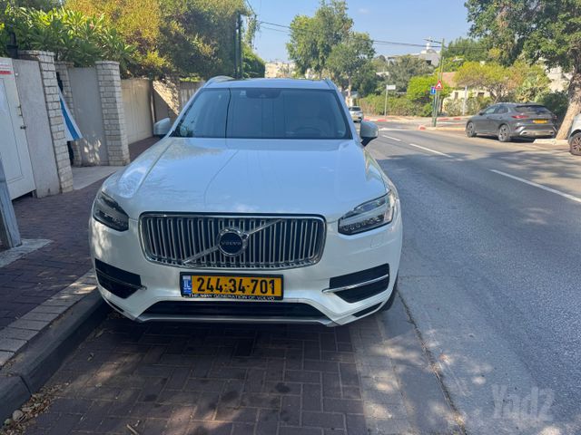 וולוו XC90