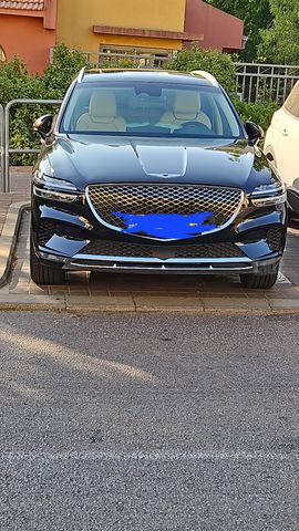 מודעת רכב ג'נסיס GV70