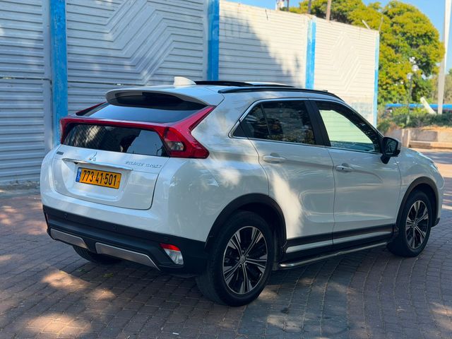 מיצובישי אקליפס קרוס