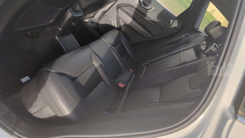 מודעת רכב וולוו XC60