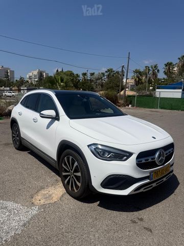 מודעת רכב מרצדס-בנץ GLA