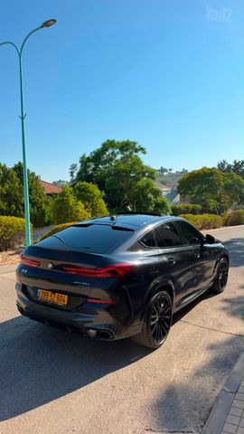 ב מ וו X6