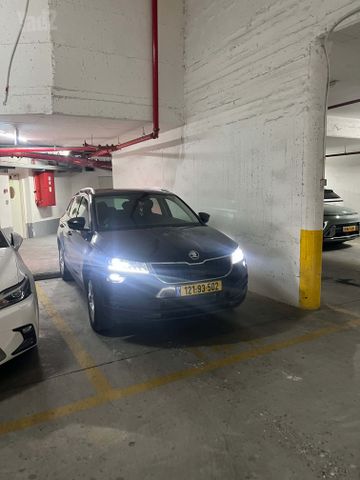מודעת רכב סקודה קארוק